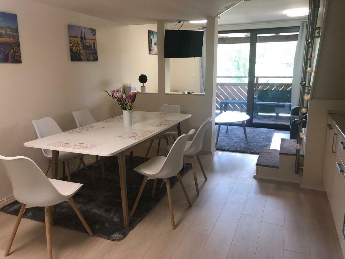 Beachfront Studio Apartman Aparthotel Balatonfuzfo Luaran gambar