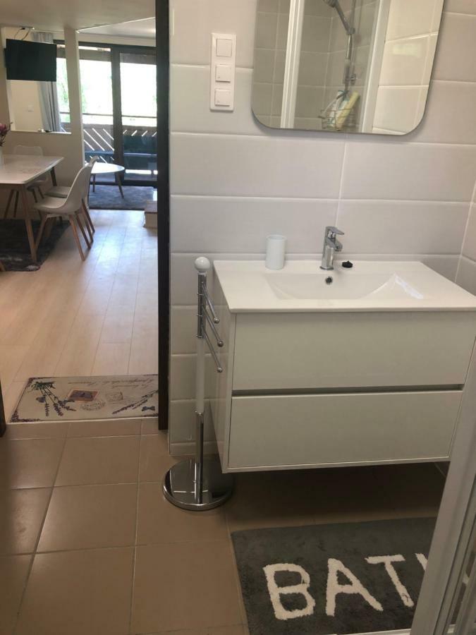 Beachfront Studio Apartman Aparthotel Balatonfuzfo Luaran gambar
