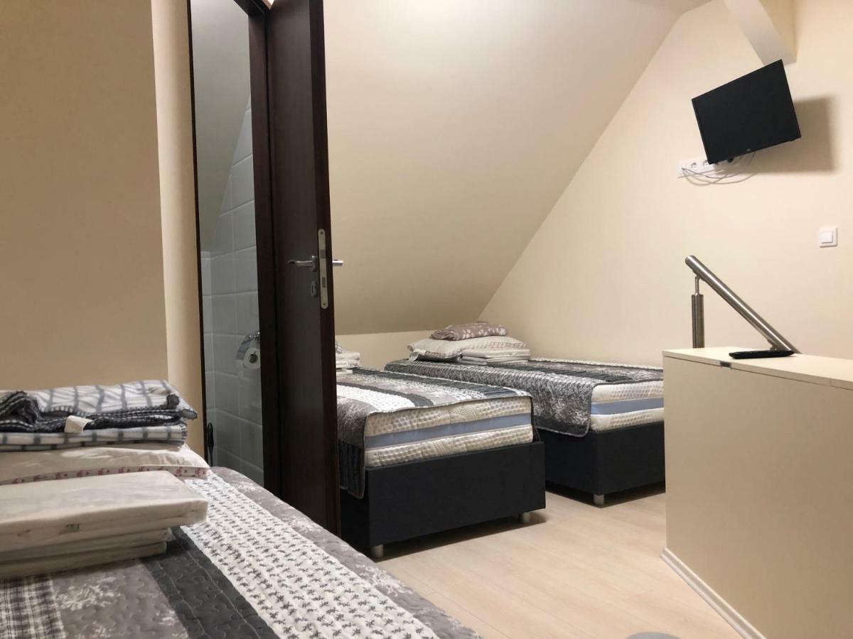 Beachfront Studio Apartman Aparthotel Balatonfuzfo Luaran gambar